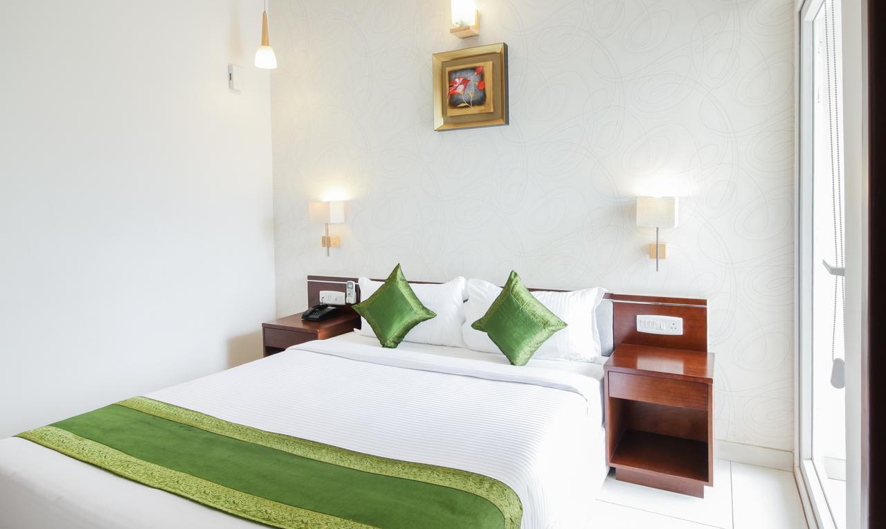 Maharaja Inn Chikmagalūr Esterno foto