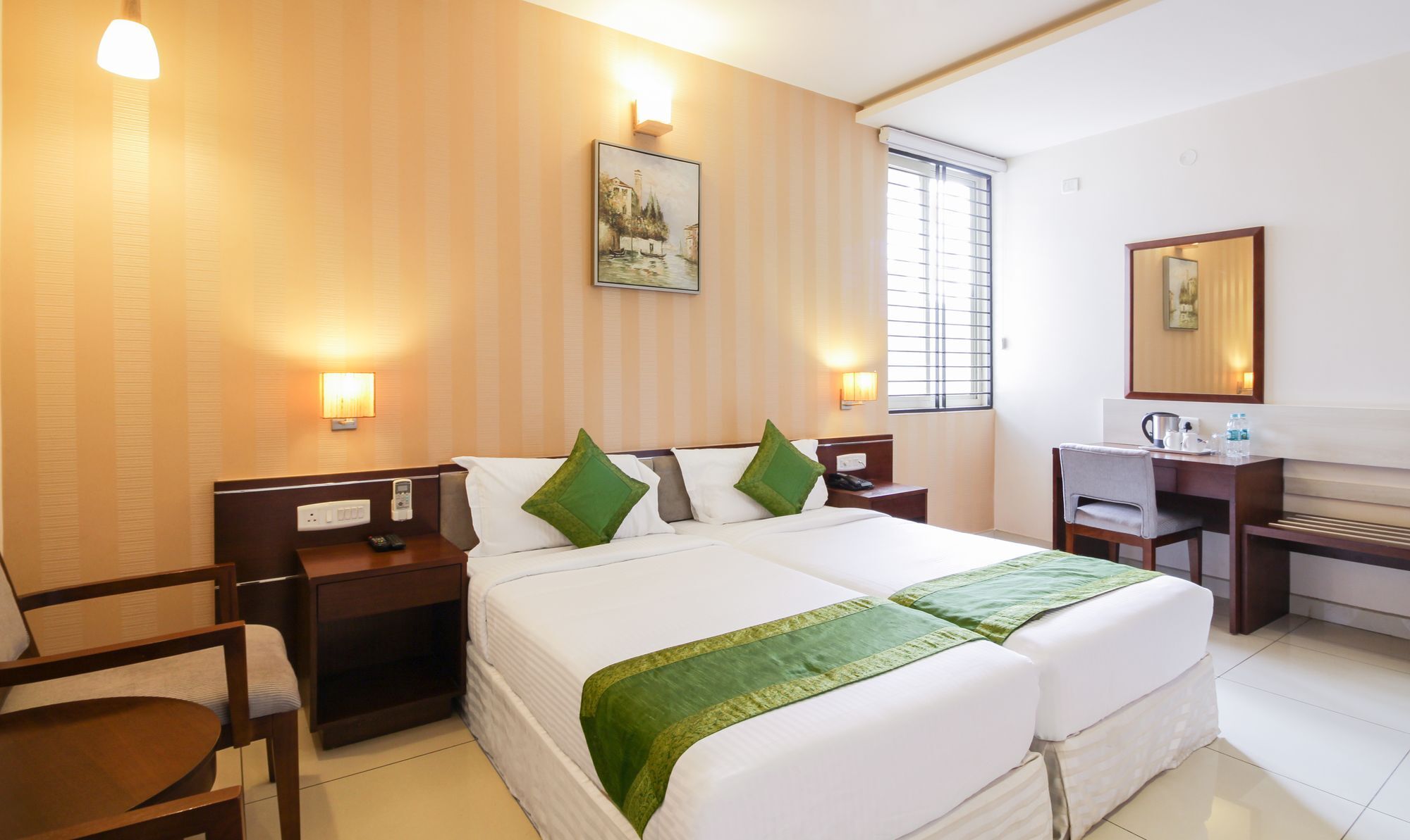 Maharaja Inn Chikmagalūr Esterno foto